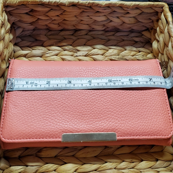 Crossbody Wallet Purse 👛 - Picture 3 of 9